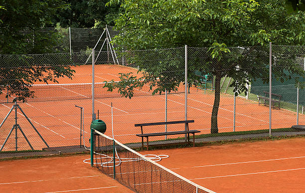 Construction d'un court de tennis à Cannes