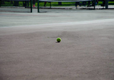 Constructeur terrain de tennis en béton poreux nice