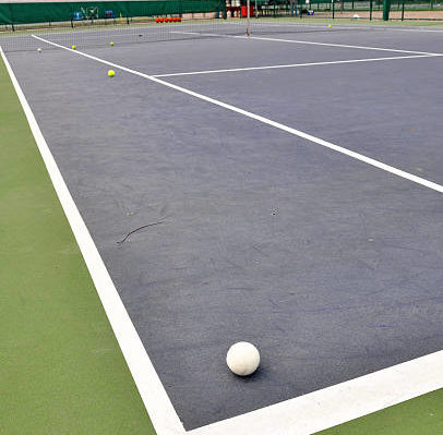 Construction court de tennis