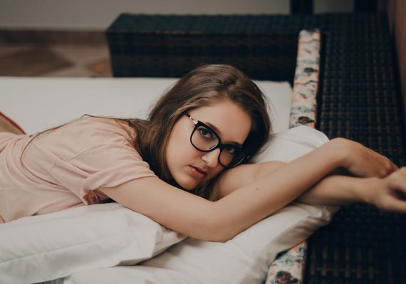 découvrez notre collection de lingerie élégante et séduisante, conçue pour offrir confort et style. explorez des modèles variés qui sauront sublimer votre silhouette et vous faire sentir belle en toutes occasions.