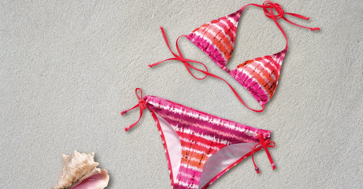 découvrez notre collection de lingerie raffinée, alliant confort et séduction. offrez-vous des pièces élégantes et intemporelles qui mettent en valeur votre silhouette. parfaites pour toutes les occasions, nos ensembles de lingerie vous garantissent une allure chic et sexy.