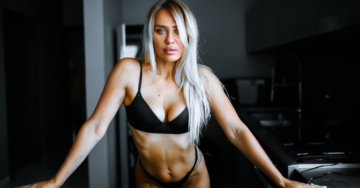 découvrez les tendances lingerie de 2023, alliant confort, style et audace. explorez les nouveautés et les classiques revisités pour sublimer votre silhouette et affirmer votre personnalité.
