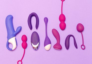 découvrez notre vaste sélection de sex toys pour tous les désirs et toutes les préférences. que vous soyez novice ou expert, trouvez le plaisir et l'intimité que vous recherchez dans un cadre discret et sécurisé.