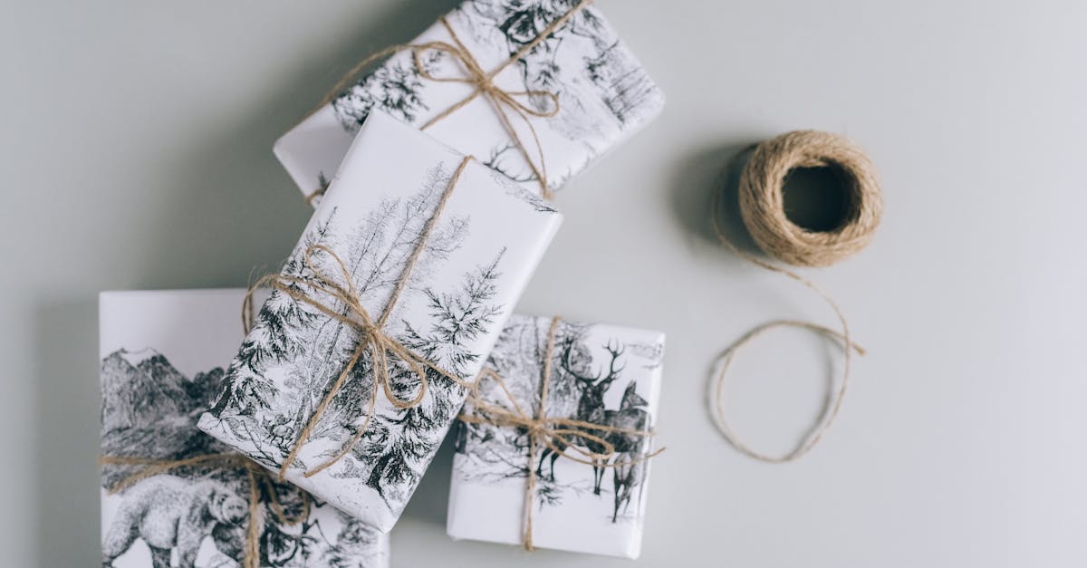 découvrez nos services de création de chaînes personnalisées qui vous permettent d’ajouter une touche unique à vos projets. que ce soit pour des événements spéciaux, des cadeaux ou des souvenirs, notre expertise en fabrication sur mesure garantit des résultats exceptionnels et mémorables.