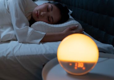 découvrez notre sélection de veilleuses élégantes et fonctionnelles, parfaites pour illuminer les nuits de vos enfants ou apporter une ambiance chaleureuse à votre intérieur. explorez des designs variés, des fonctionnalités innovantes et des options écologiques pour un sommeil paisible.