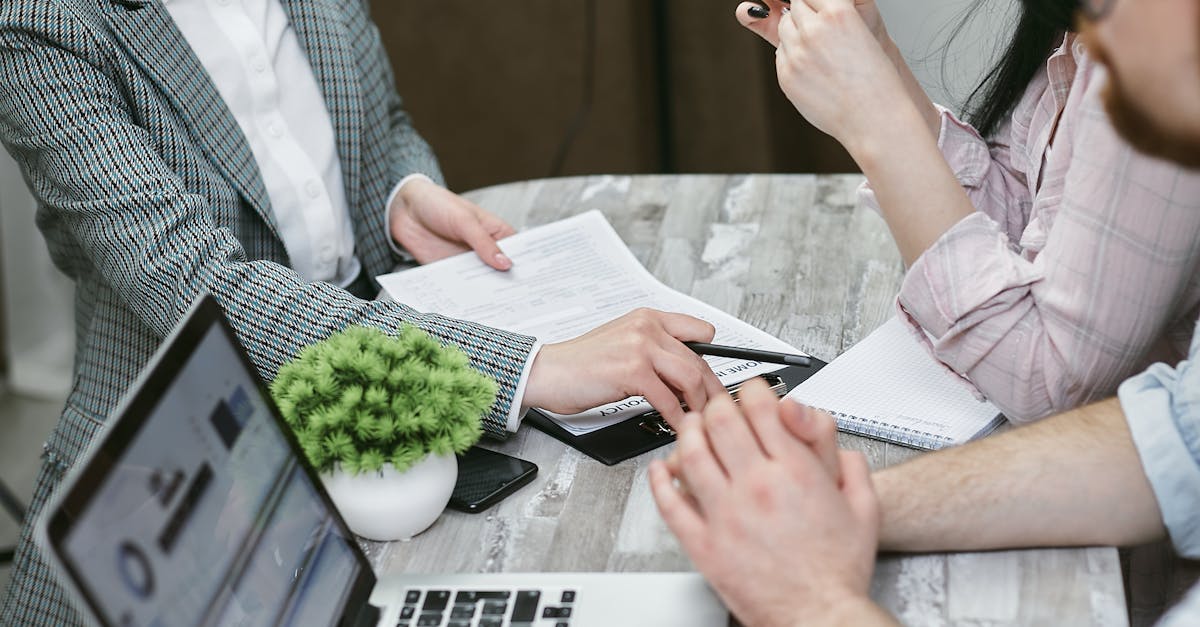 découvrez nos solutions juridiques sur mesure pour particuliers et entreprises : conseils, accompagnement, rédaction de contrats et résolution de litiges. expertise et confidentialité garanties.