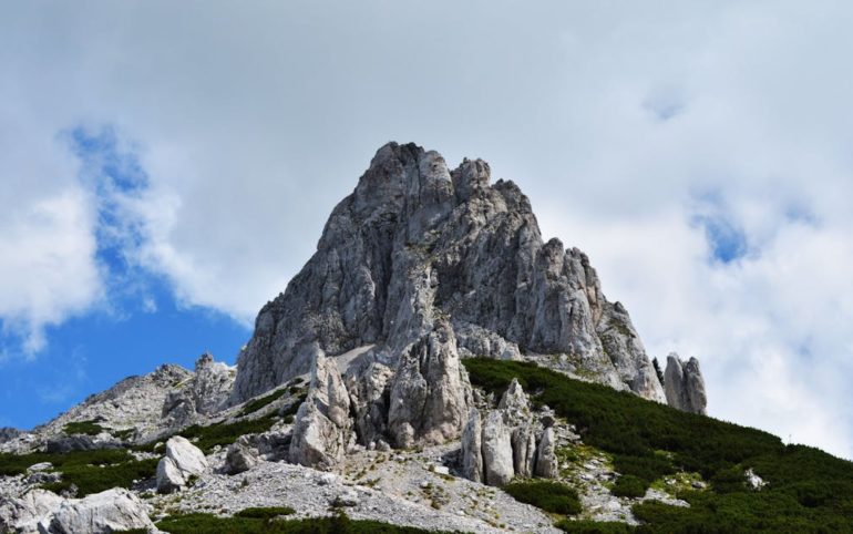 découvrez des idées et conseils pour voyager autrement, explorer des destinations uniques et vivre des expériences enrichissantes grâce à nos inspirations de voyage.