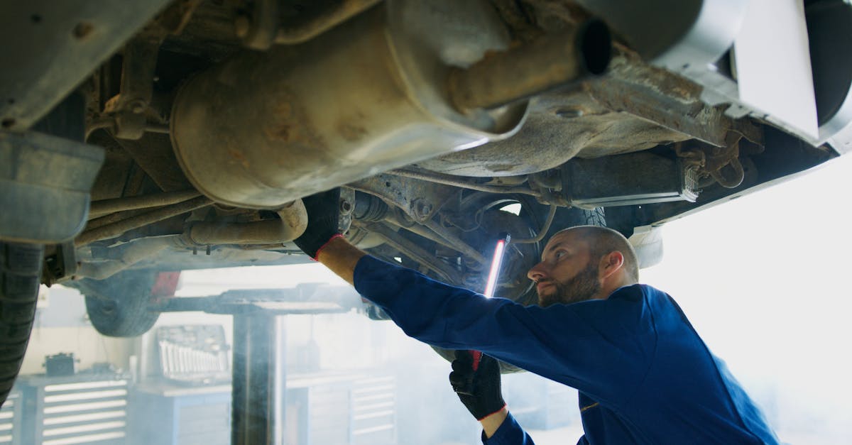 découvrez nos conseils pratiques et astuces pour optimiser l'entretien de votre véhicule et prolonger sa durée de vie. adoptez les meilleures pratiques de maintenance auto pour rouler en toute sécurité !