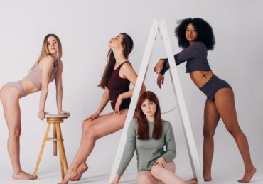 découvrez les tendances actuelles de la lingerie femme : styles incontournables, matières élégantes et couleurs en vogue pour sublimer votre quotidien.