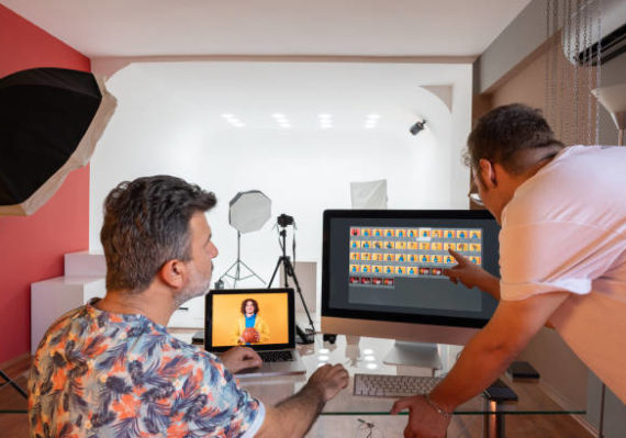 une création site internet Lyon réussie inclut des parcours utilisateurs optimisés qui encouragent l’action. Par exemple,