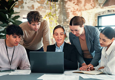 Dans cette dynamique, la création site internet Lyon représente un investissement fondamental pour structurer