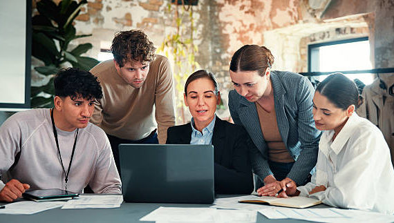 Dans cette dynamique, la création site internet Lyon représente un investissement fondamental pour structurer