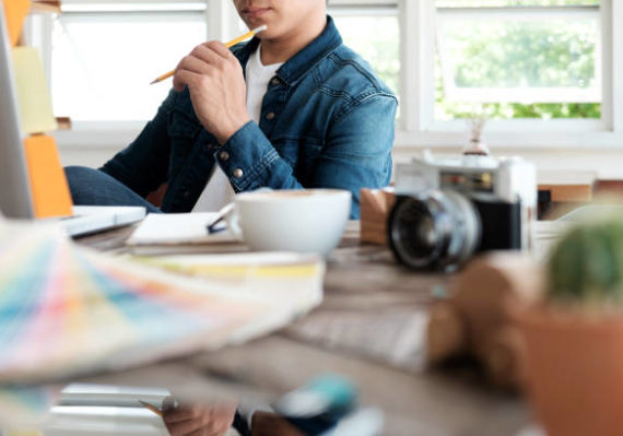 une création site internet Lyon efficace intègre une stratégie de contenu orientée vers la valeur ajoutée