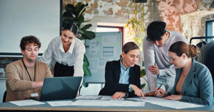 La première étape pour une Stratégie d’Acquisition Paris efficace consiste à réaliser une analyse détaillée de votre marché.