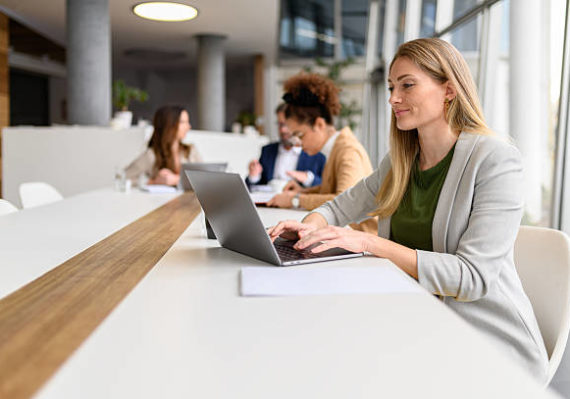 Une agence refonte site internet Paris travaille donc sur l’ergonomie globale du site afin de simplifier les parcours d’achat