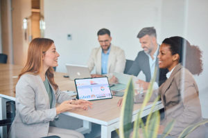 Une agence refonte site internet Paris intervient précisément sur ces leviers afin de repositionner un site dans les résultats Google.