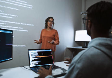 Le choix de l’hébergement est un levier majeur dans la création d’un site responsable. Ainsi, pour un site internet écoresponsable Paris