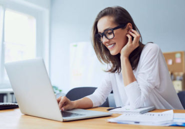 Grâce à une stratégie de visibilité digitale Paris, il devient possible d’optimiser la présence sur les recherches